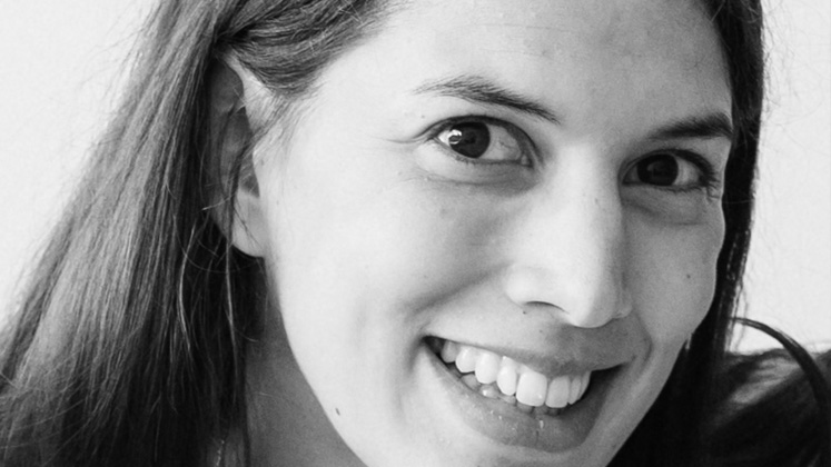 Black and white profile image of Sophie Rose