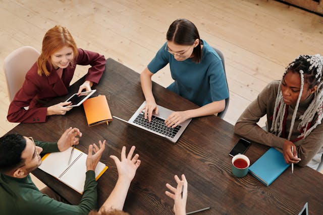 what makes a leader inclusive of others